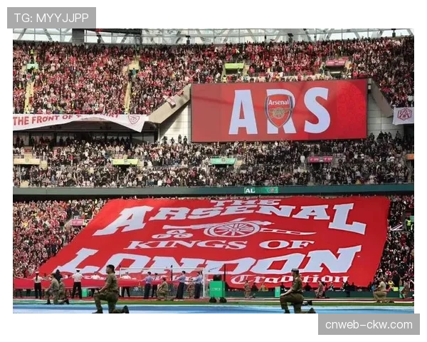 英超争冠三足鼎立,阿森纳、利物浦、曼城仅差4分 英超争冠三足鼎立,阿森纳、利物浦、曼城仅差4分